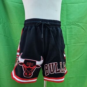 CHICAGO BULLS Authentic Pro Standard  6 NBA Finals Champions Shorts  Size M